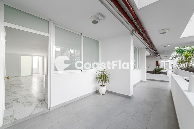 Foto ada5cfc5-df8e-457a-b900-20aec719a5a0. Apartament amb piscina a Los Cristianos Arona
