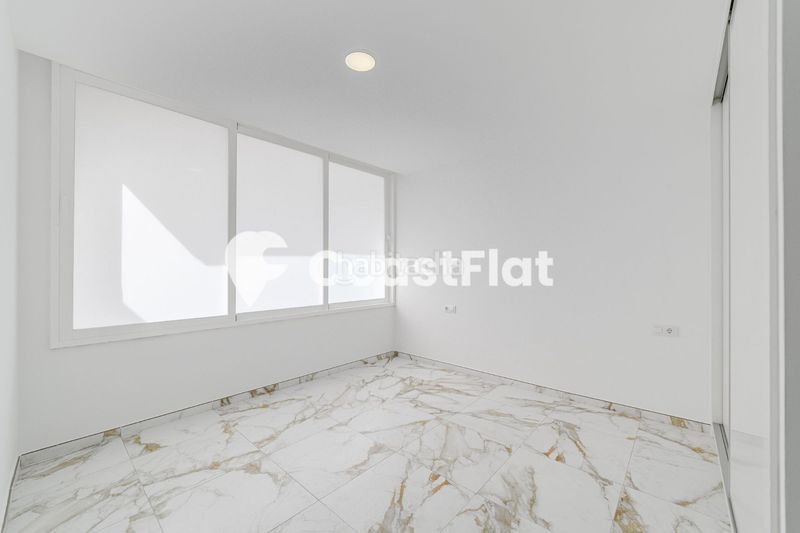 Foto e1f46745-6a0a-4413-aa82-b6162147974c. Apartament amb piscina a Los Cristianos Arona