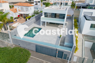 Chalet in Playa Fañabé Alto. Moderna villa a estrenar!! en la prestigiosa zona de costa adeje