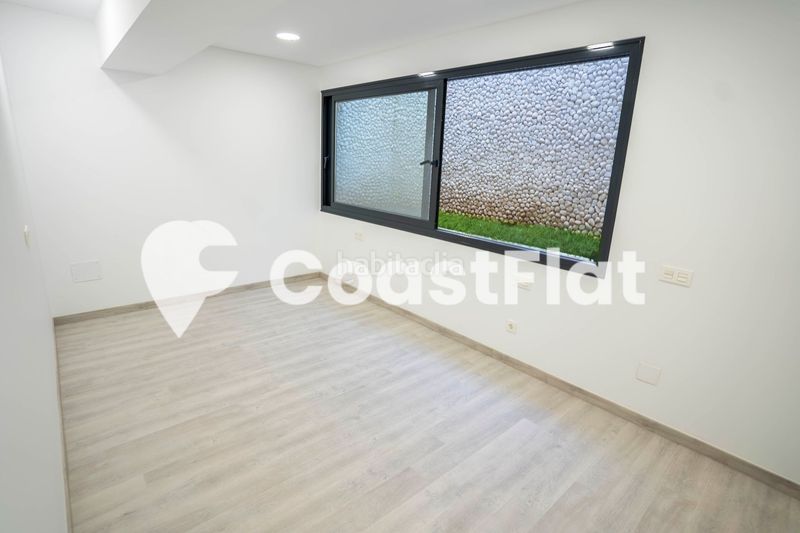 Foto fc20a270-a48c-45e4-ae3e-64fa5b0df7e8. Chalet moderna villa a estrenar!! en la prestigiosa zona de costa !! en Adeje