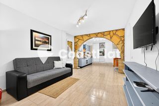 Apartament a Valle San Lorenzo. Amplio apartamento con entrada independiente en valle san lorenz