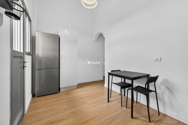 Foto 2f2a3720-6f3d-40cb-8559-6077aabba41a. Apartament a Silos (Los)