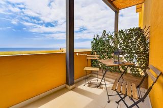 Apartment in Silos (Los). Un apartamento a un paso del mar en los abrigos.