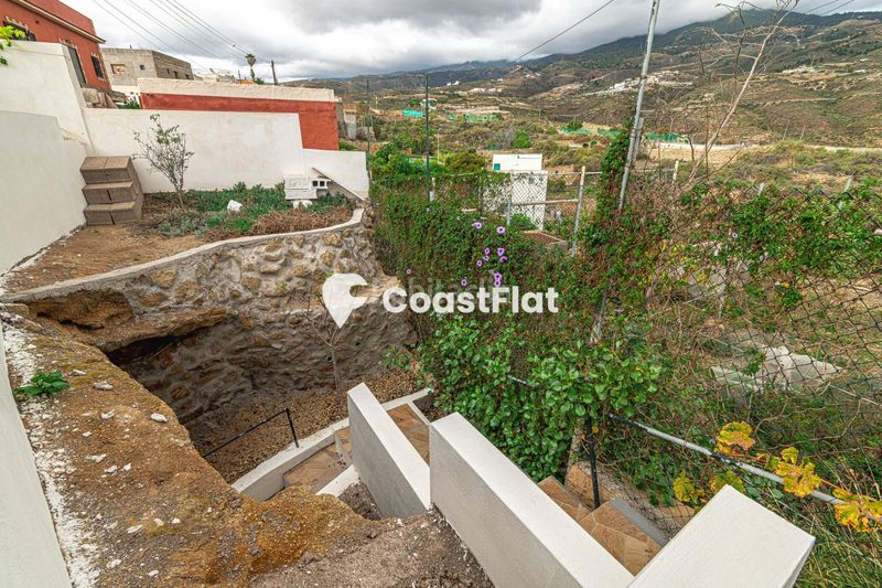 Foto 9b9b05fe-8a55-40a5-ae37-e5f31f208241. Casa amb calefacció a Arico