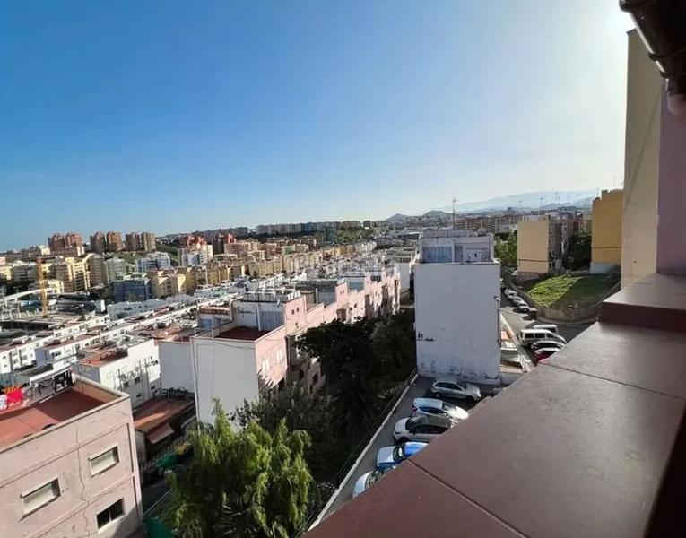 Foto a2ca0786-a338-4049-9e68-67721f007c9a. Ático en Schamann - Rehoyas Palmas de Gran Canaria (Las)