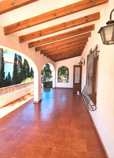 Foto 58120ca9-19b1-4f0d-b175-b5d350d0ffa0. Maison avec piscine dans Carrió - La Merced - Los Pinos Calp