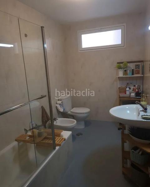 Foto 1c8472e6-39a1-44b2-8dbe-b17f689eb202. Piso  en venta con 2 terrazas y garaje en Santidad () en Arucas