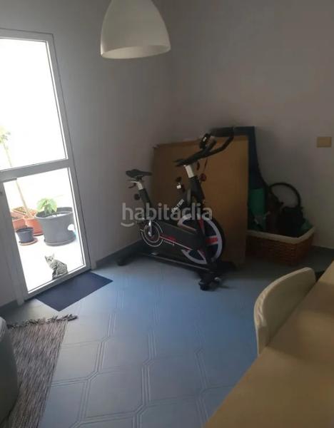 Foto 7bc84c84-8b2a-4fd4-9909-5be788f04e3c. Piso  en venta con 2 terrazas y garaje en Santidad () en Arucas