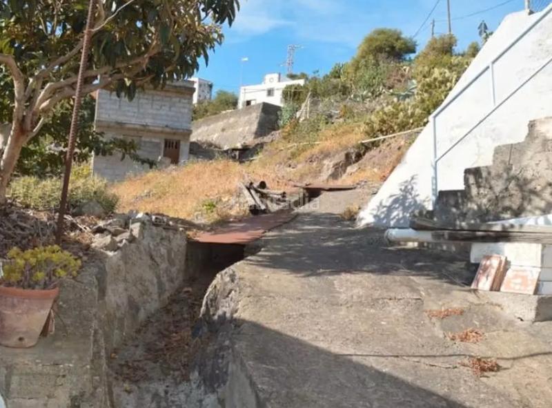 Foto 24b04a92-5d3b-499c-b97a-aa1b0a1b75b8. Casa en San Lorenzo Palmas de Gran Canaria (Las)