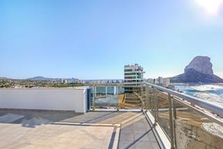 Apartament a Benicolada - Las Adelfas. Espectacular ático dúplex en primera línea de la playa del arena