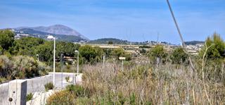 Terrain résidentiel à Casco Urbano. Parcela con vistas al mar en moraira