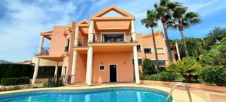 Casa a Benicolada - Las Adelfas. Amplia villa mediterránea con hermosas vistas al mar, a pocos pa