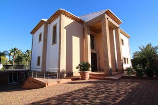 Casa en Centro Ciudad. Chalet único y de lujo de 7 dormitorios