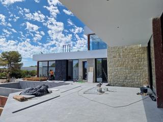 Casa a Casco Urbano. Preciosa villa moderna en moraira con vistas al mar.