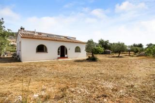 Casa a Xaló. Finca de nueva construcción