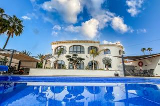 Casa a Benicolada - Las Adelfas. Preciosa villa con 6 dormitorios y espectaculares vistas al peño