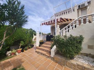 Apartament a Oliva Pueblo. Fabuloso apartamento de 1 dormitorio, cerca de oliva pueblo y ol