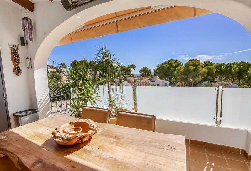 Foto ea18912a-31ee-4aae-ac5d-92985b2843f2. Casa una villa simplemente impresionante en Casco Urbano Moraira