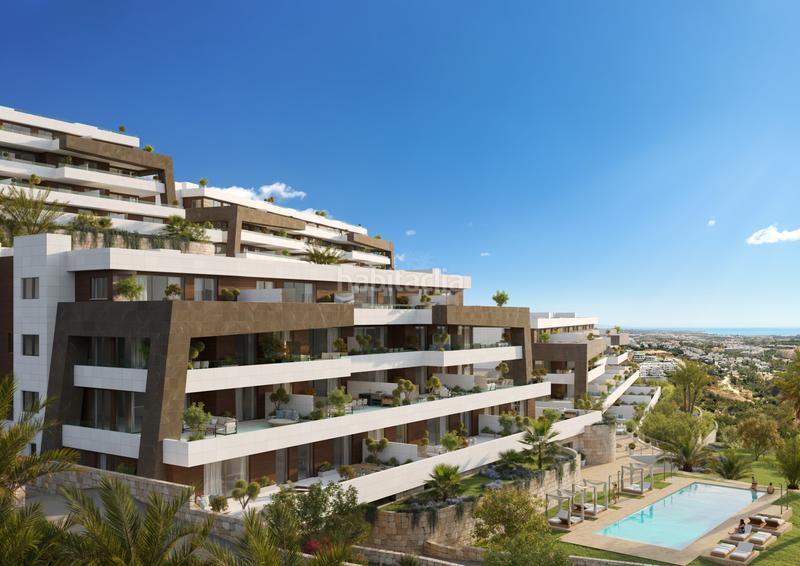 Foto 4f0dfab7-87a5-45f4-bd59-b5767d6bca2b. Ático exclusivo complejo de lujo con impresionantes vistas al mar en Estepona