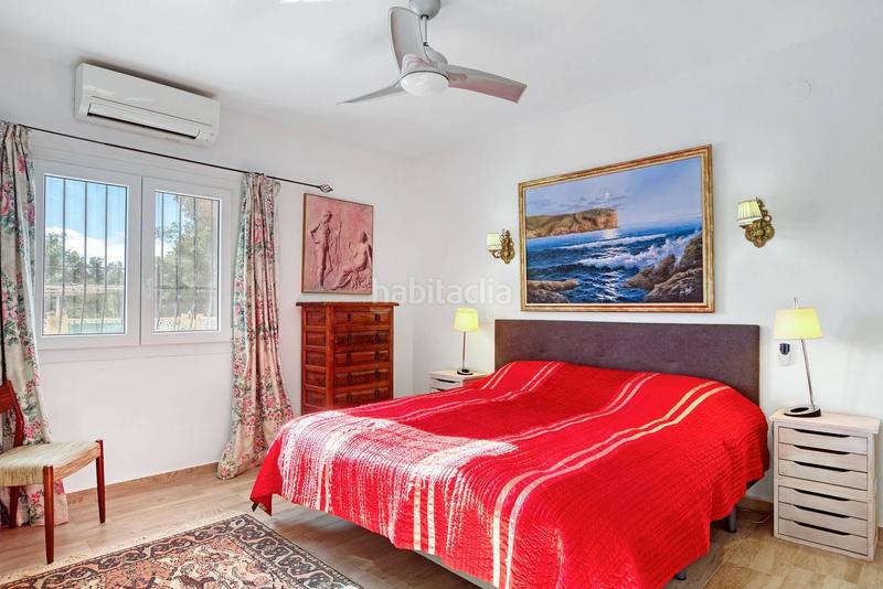 Foto 9edfebf6-0ead-4578-b132-d0494f957965. Casa villa independiente recientemente renovada en jávea, montgó. en Xàbia
