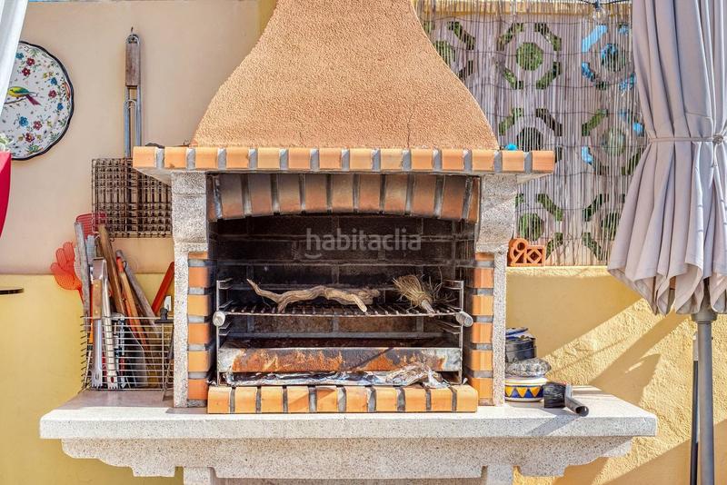 Foto d14720cb-224a-4300-a1a4-34ba05dfc88c. Casa villa independiente recientemente renovada en jávea, montgó. en Xàbia
