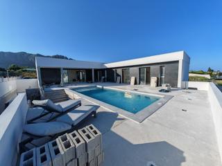 Maison à Beniarbeig. Oportunidad única de adquirir una villa de nueva construcción de