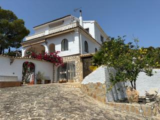 Maison à Casco Urbano. Estupenda villa con impresionantes vistas al mar, a un corto pas