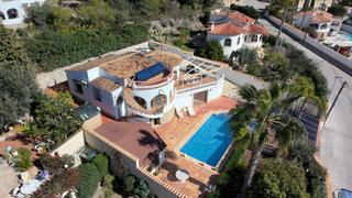 Casa a Benissa Pueblo. Preciosa villa en benissa costa