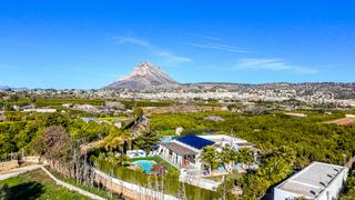 Casa a Cap Martí - El Tossalet - Pinomar. Villa renovada de 6 dormitorios y 6 baños con suites para invita