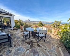 Casa a Centro Ciudad. Impresionante villa de 3 dormitorios con vistas panorámicas al m