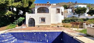 Casa en Casco Urbano. Proyecto de renovacin villa de 3 dormitorios en el portet con v