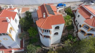 Casa en Oliva Pueblo. Chalet independiente en urbanización de montaña cerca de oliva