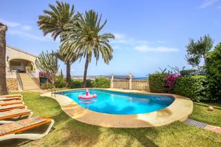 Casa a La Granadella - Costa Nova. Impresionante villa con apartamento independiente y vistas panor