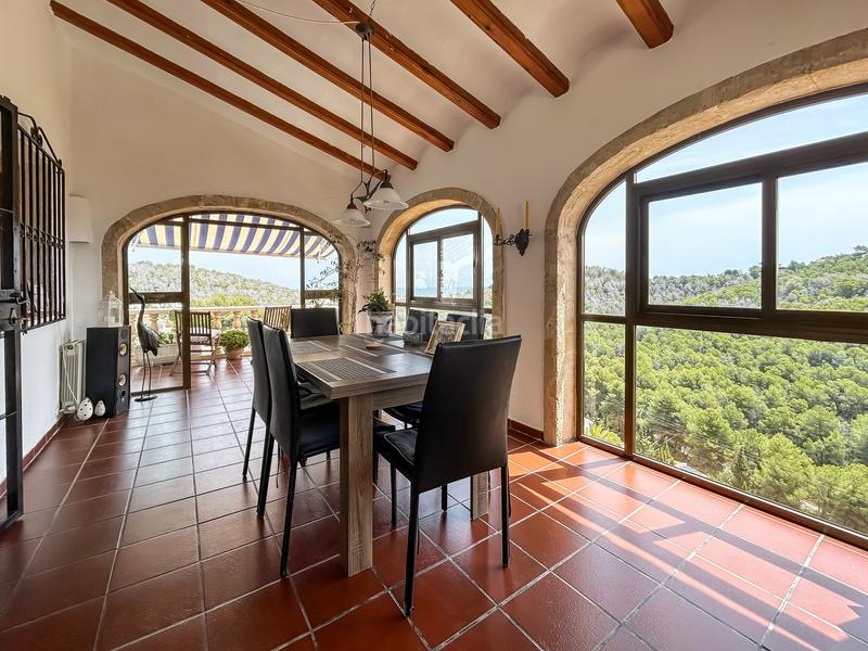 Foto 0f17f510-0509-49c1-904e-9998c7c348d5. Casa impresionante villa con vistas al mar inmaculadas en el centro de jávea en Xàbia