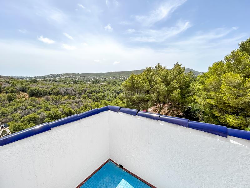Foto ec1c980e-1fb9-422e-9563-495b5fc772de. Casa impresionante villa con vistas al mar inmaculadas en el centro de jávea en Xàbia