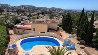 Maison à Casco Urbano. Villa con vistas al mar en moraira a poca distancia a pie de ser