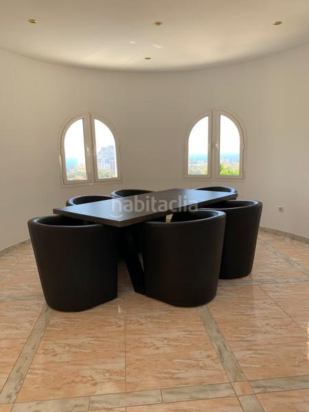Foto 9f76f071-a6a8-45d2-868d-f7136b29b11b. Casa con parcheggio piscina in Benicolada - Las Adelfas Calp