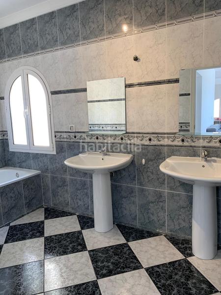 Foto d03f5f4d-9e1a-478f-8835-e40accdd402f. Casa con parcheggio piscina in Benicolada - Las Adelfas Calp