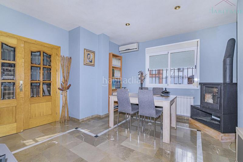 Foto abde63ef-9790-4068-a8aa-aa53cebbc6bc. Casa adosada en zoraida cúllar vegacasa en Híjar Gabias (Las)