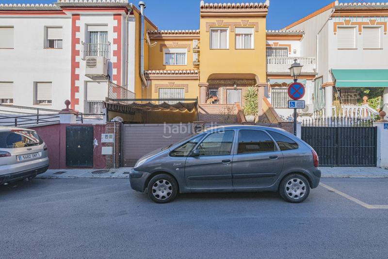 Foto c5fc02de-82bc-4017-ad37-976a2072493e. Casa adosada en zoraida cúllar vegacasa en Híjar Gabias (Las)