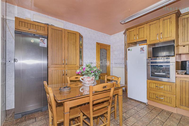 Foto eb25b067-4fd3-4506-b428-b0b0673c8ee2. Casa adosada en zoraida cúllar vegacasa en Híjar Gabias (Las)