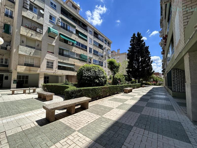 Foto cc991c5f-7b88-41f2-a711-a54f3656a63b. Appartamento in mercedes gaibrois in Castaño - Mirasierra Granada