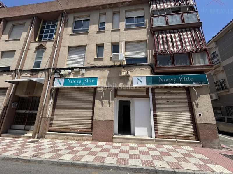 Foto 41d156ed-eba4-42bc-8305-f7240f927017. Locale commerciale in federico mayo 23 in Barrio de Zaidín Granada