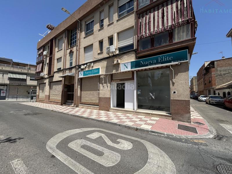 Foto 6a451f13-a50a-4af2-9f6f-c3d045d2aae2. Locale commerciale in federico mayo 23 in Barrio de Zaidín Granada