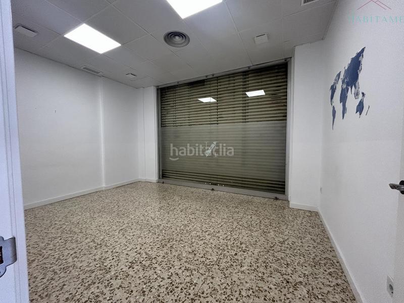 Foto 8c3fec19-d8ea-48e6-a412-91e0889afb78. Locale commerciale in federico mayo 23 in Barrio de Zaidín Granada