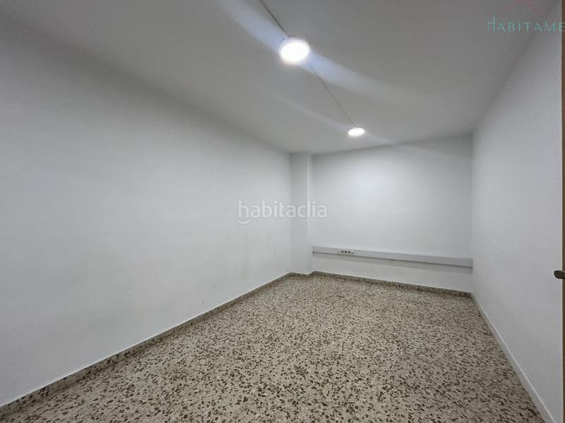 Foto c391d1f0-89cb-4024-b6e8-98f8a8fbf5b9. Locale commerciale in federico mayo 23 in Barrio de Zaidín Granada