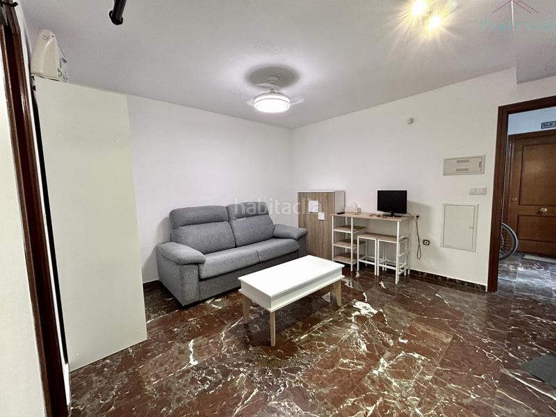 Foto 71e7f8ce-2184-4108-a5d0-0bf02d19da1a. Alquiler estudio  en San Matías - Realejo Granada