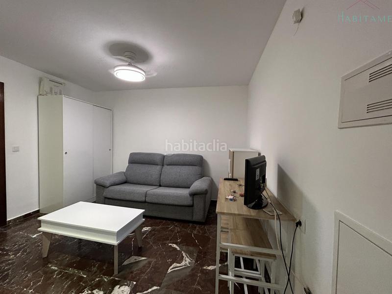 Foto cd7fe9b2-15a2-403b-83d1-b5062a88fed4. Alquiler estudio  en San Matías - Realejo Granada