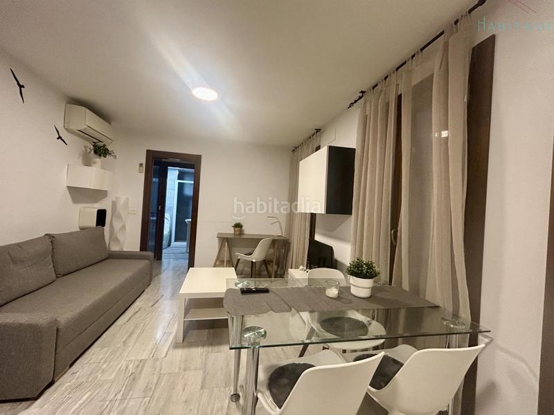 Foto d1111027-eb2f-4085-9834-565800294596. Miete etagenwohnung in jardines 10 in Centro - Sagrario Granada