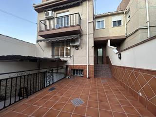 Maison jumelée  Las tres cruces 2. Ogíjarescasa